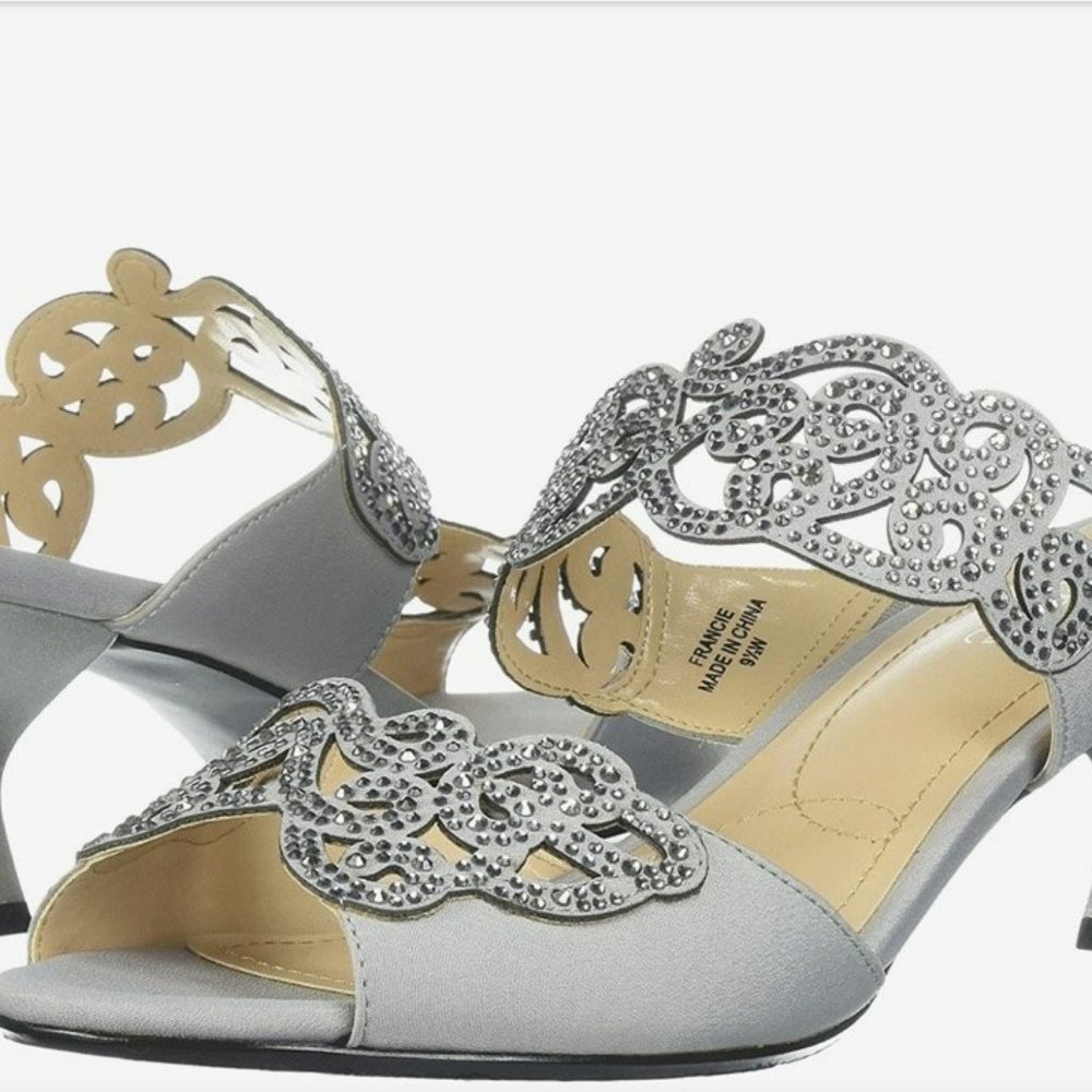 🆕 Elegant silver sandals wedding